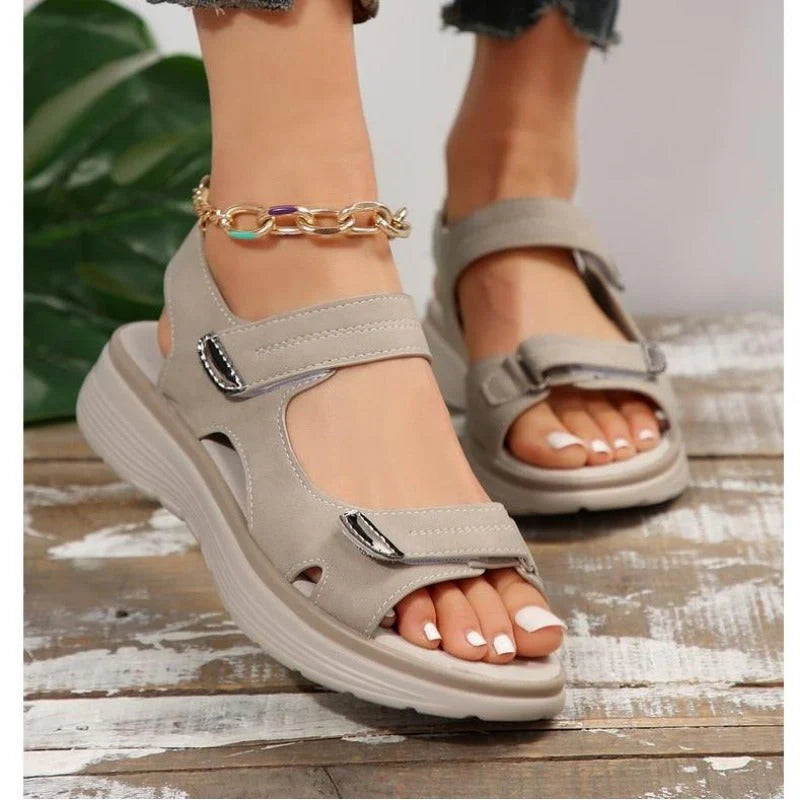 Serena | Sandales de confort pour femmes avec soutien rembourré et ajustement sécurisé