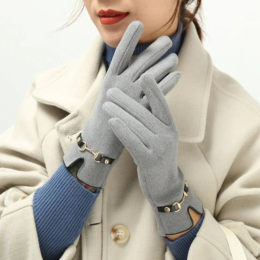Kerenza | Gants en peluche pour femmes avec accent de chaîne chic pour une élégance confortable